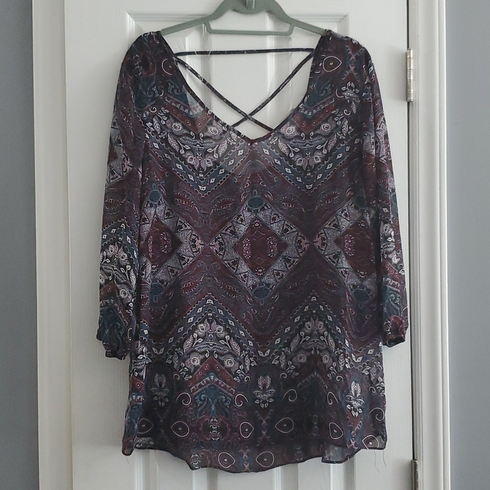 MAURICES TOP SIZE XL